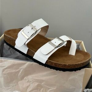 Footbed Sandals